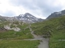 le pain de sucre vu entre les deux lacs